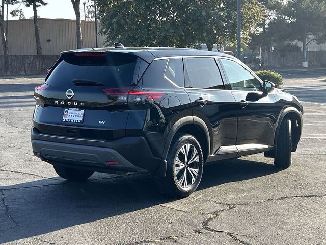 2021 Nissan Rogue SV