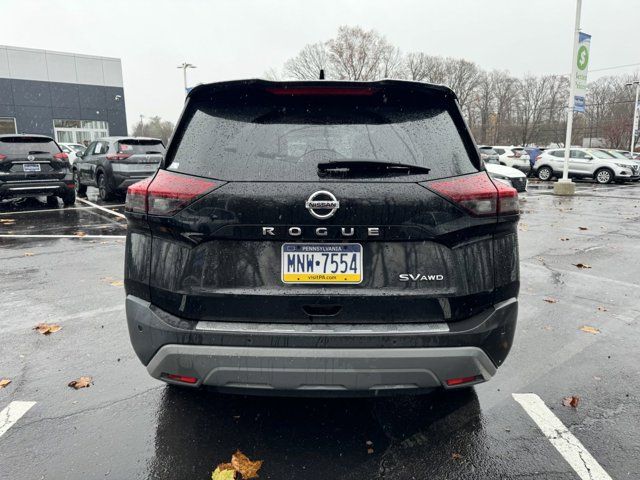 2021 Nissan Rogue SV