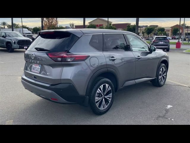 2021 Nissan Rogue SV