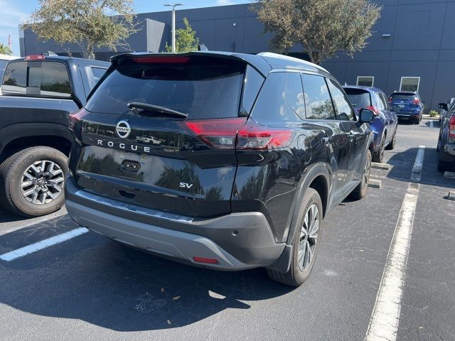 2021 Nissan Rogue SV