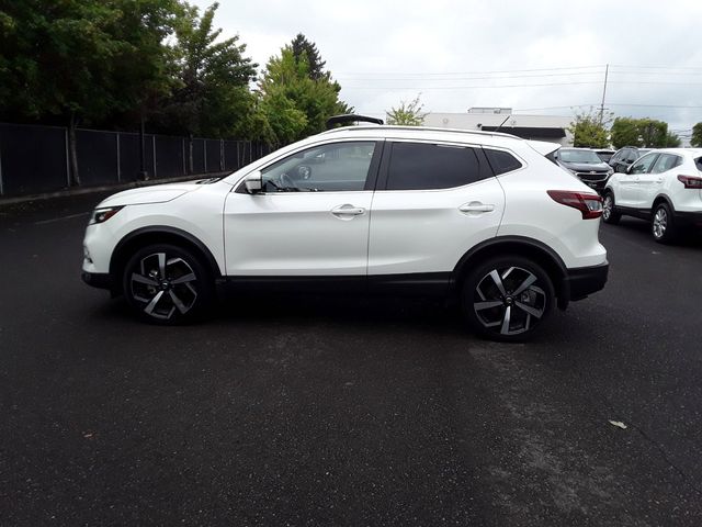 2021 Nissan Rogue Sport SL