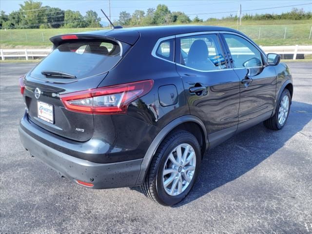 2021 Nissan Rogue Sport S