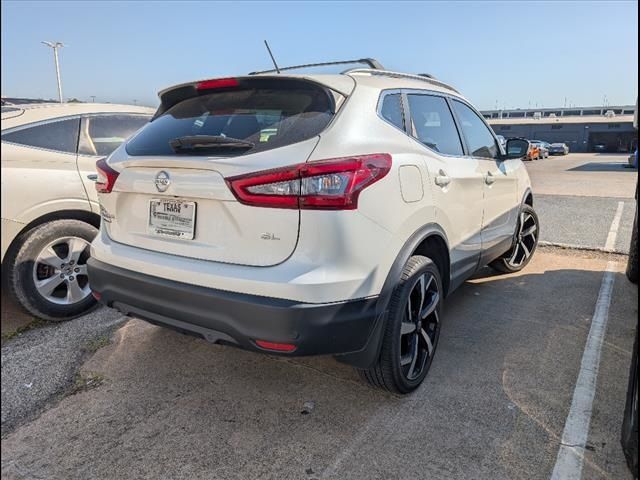 2021 Nissan Rogue Sport SL