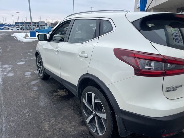 2021 Nissan Rogue Sport SL