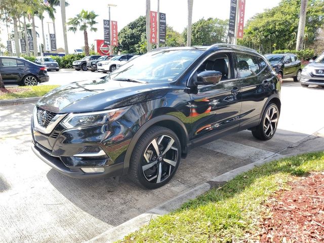 2021 Nissan Rogue Sport SL