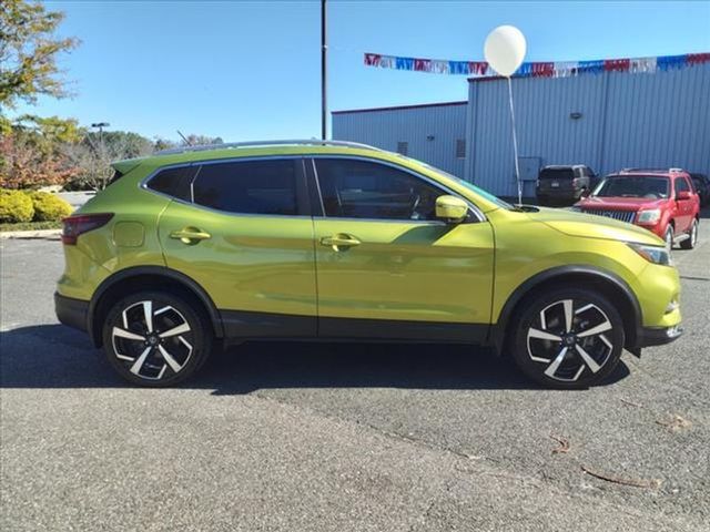 2021 Nissan Rogue Sport SL