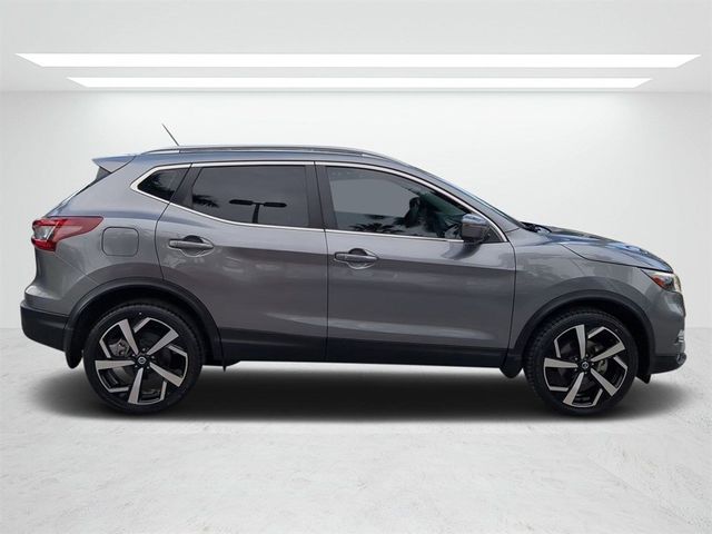 2021 Nissan Rogue Sport SL