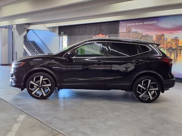 2021 Nissan Rogue Sport SL