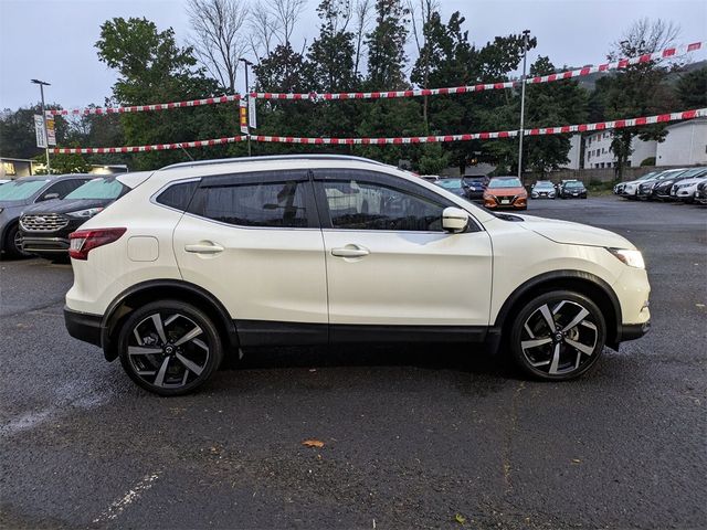 2021 Nissan Rogue Sport SL