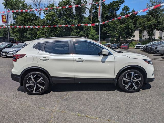 2021 Nissan Rogue Sport SL