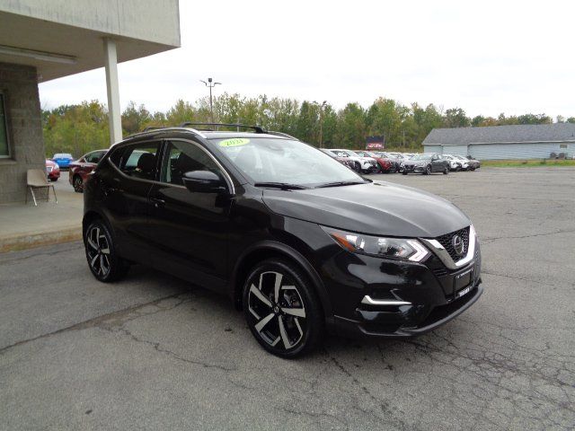 2021 Nissan Rogue Sport SL