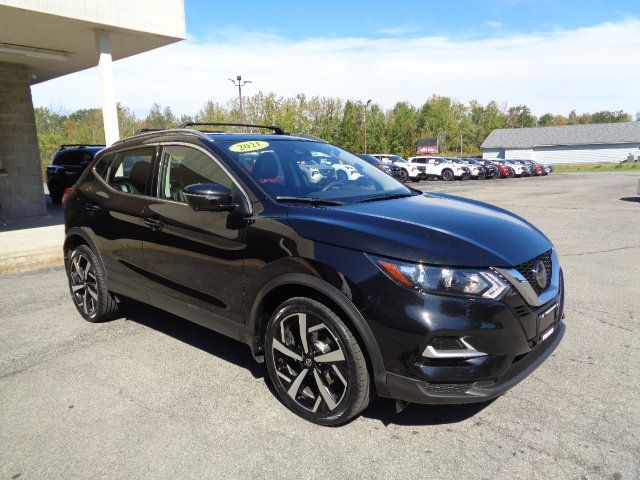 2021 Nissan Rogue Sport SL