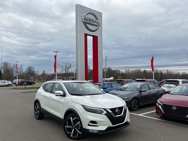 2021 Nissan Rogue Sport SL