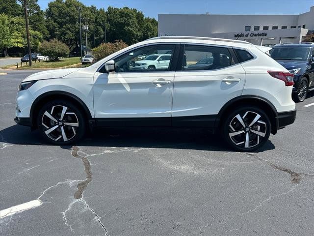 2021 Nissan Rogue Sport SL