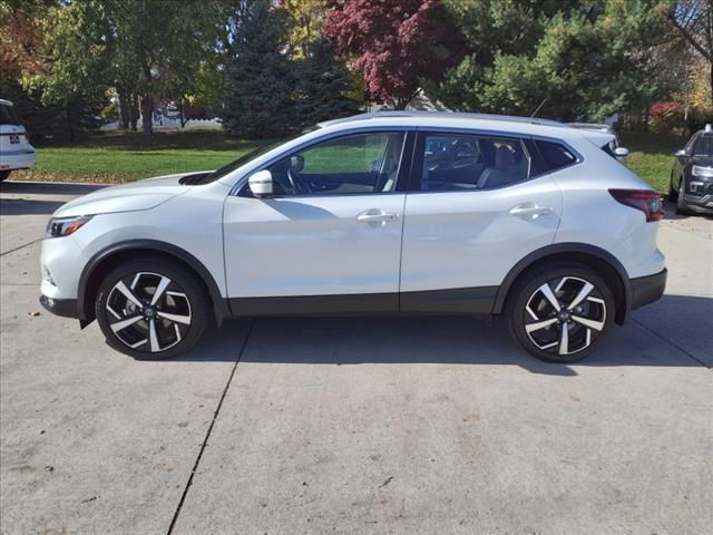 2021 Nissan Rogue Sport SL