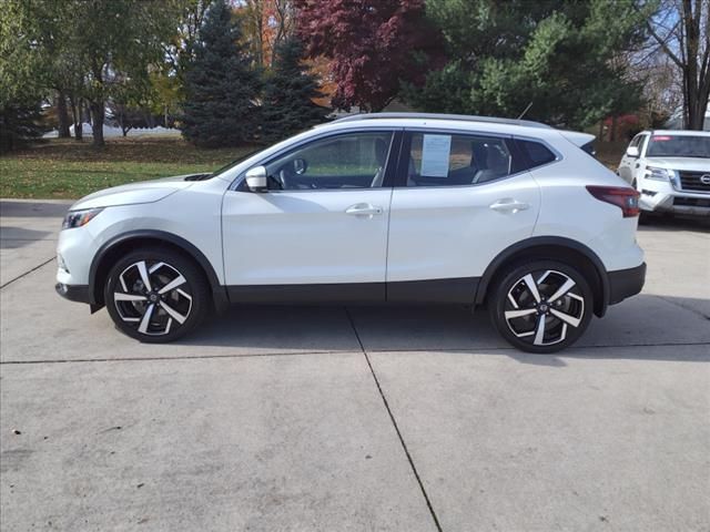 2021 Nissan Rogue Sport SL