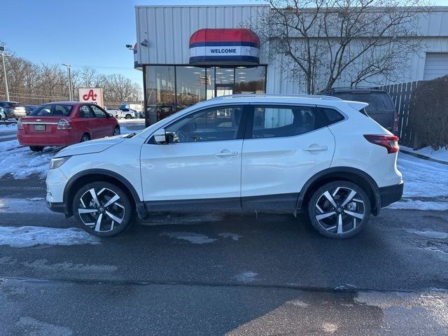 2021 Nissan Rogue Sport SL