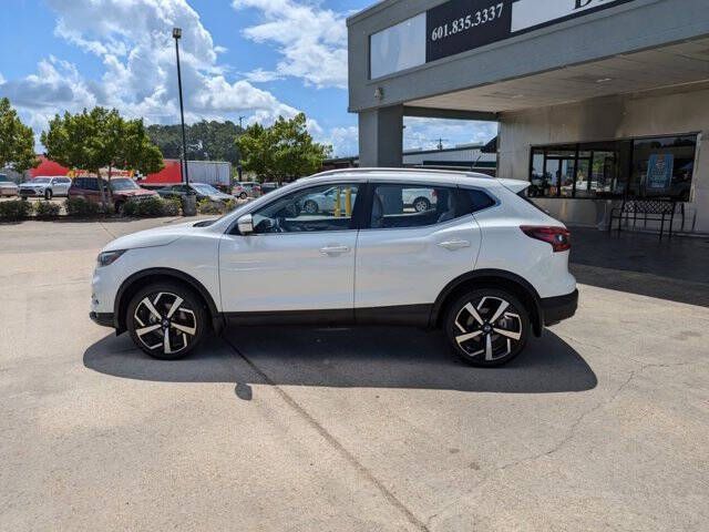 2021 Nissan Rogue Sport SL