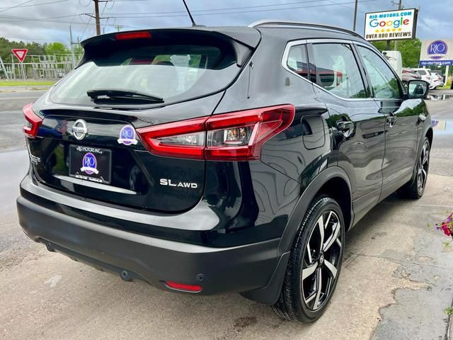 2021 Nissan Rogue Sport SL