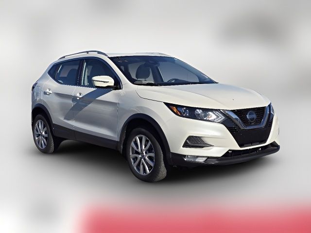 2021 Nissan Rogue Sport SV