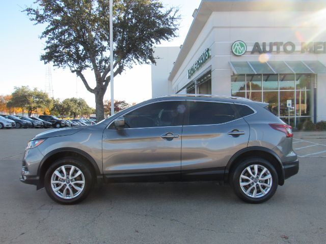 2021 Nissan Rogue Sport SV