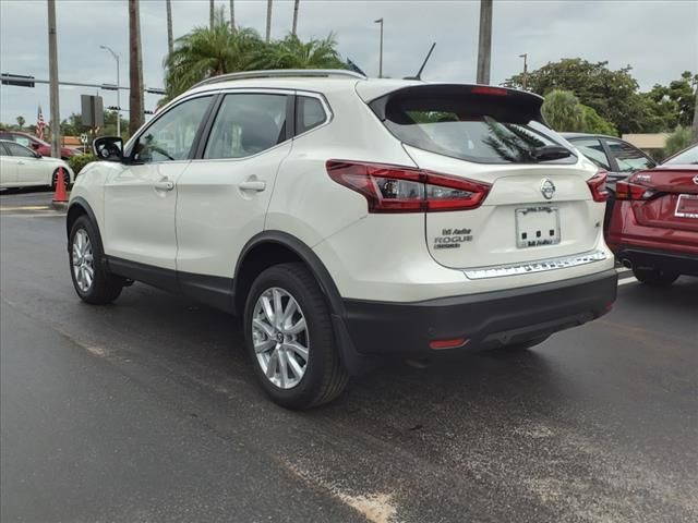 2021 Nissan Rogue Sport SV