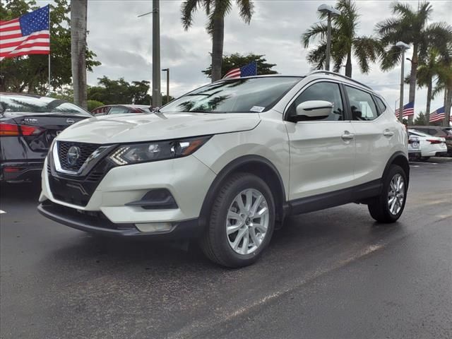 2021 Nissan Rogue Sport SV