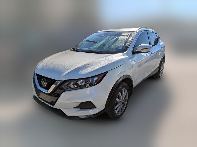 2021 Nissan Rogue Sport SV