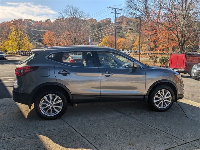 2021 Nissan Rogue Sport SV