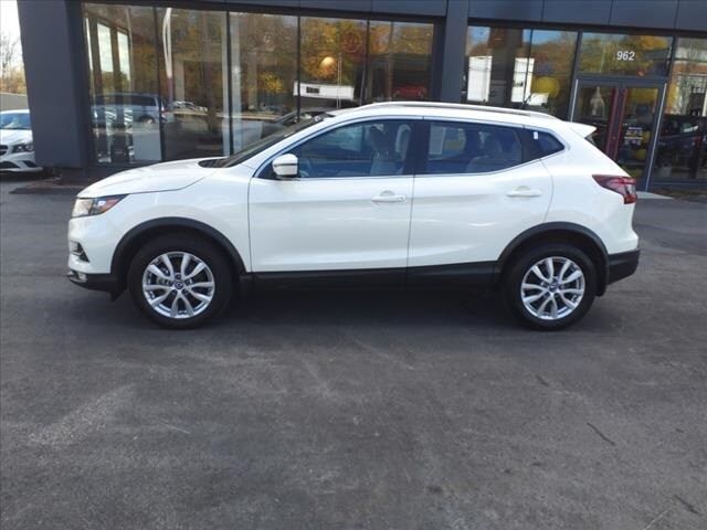 2021 Nissan Rogue Sport SV