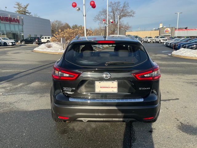 2021 Nissan Rogue Sport SV