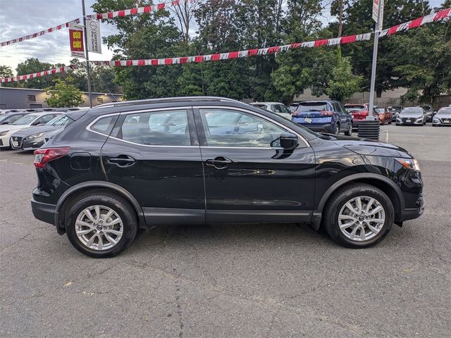 2021 Nissan Rogue Sport SV