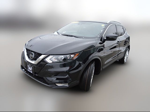 2021 Nissan Rogue Sport SV