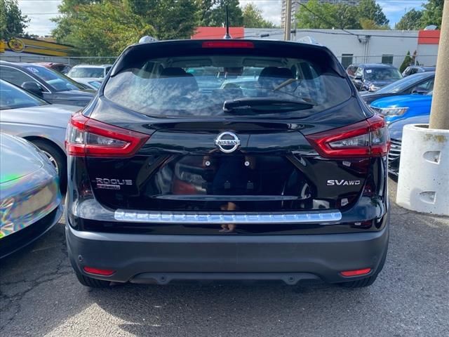 2021 Nissan Rogue Sport SV