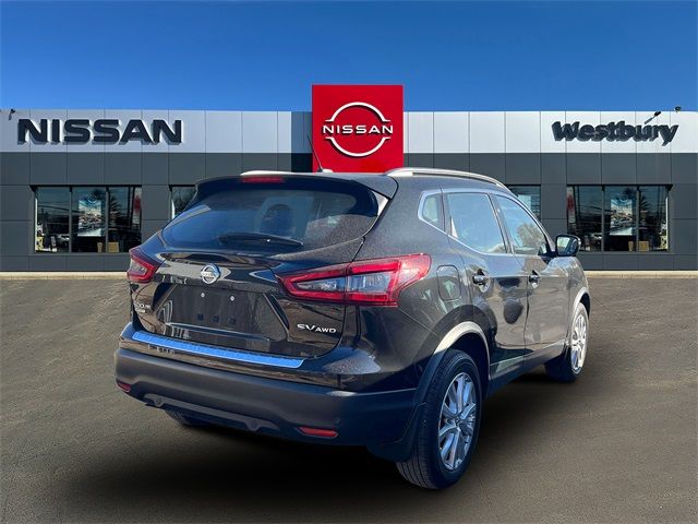 2021 Nissan Rogue Sport SV