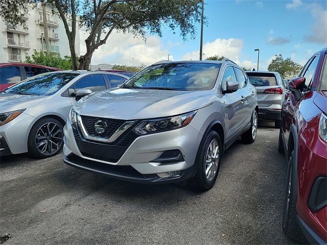 2021 Nissan Rogue Sport SV