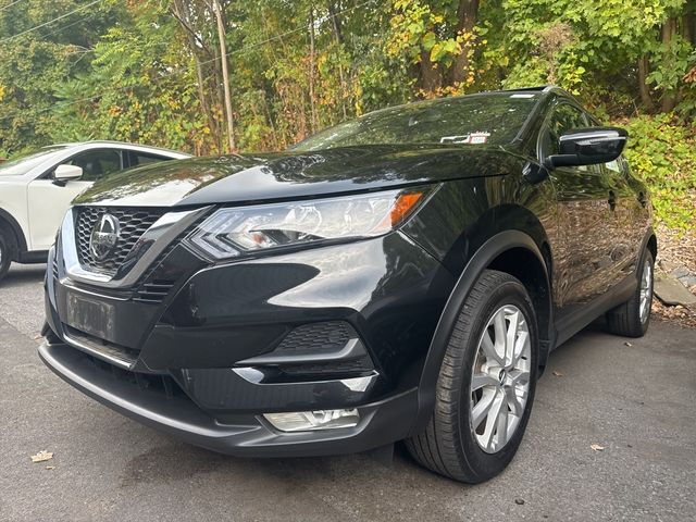 2021 Nissan Rogue Sport SV