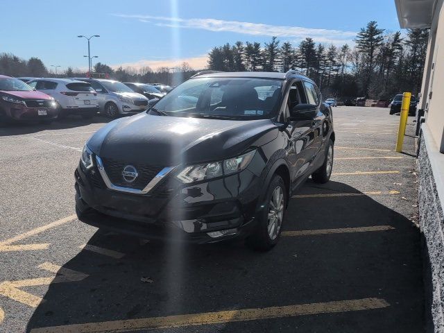 2021 Nissan Rogue Sport SV