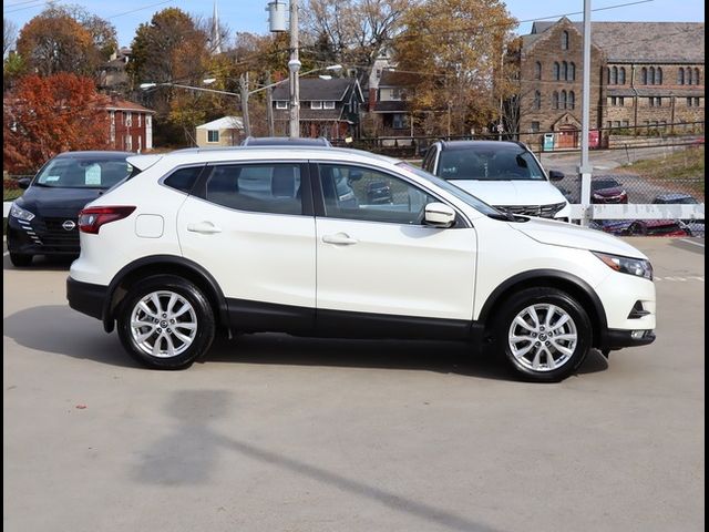 2021 Nissan Rogue Sport SV