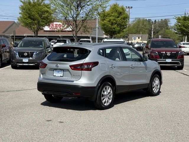 2021 Nissan Rogue Sport SV
