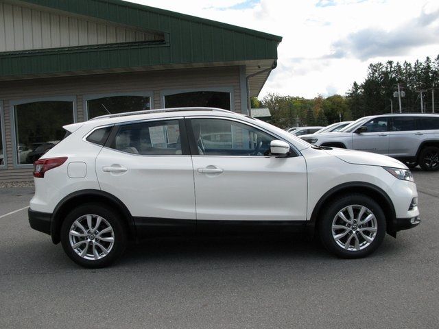 2021 Nissan Rogue Sport SV