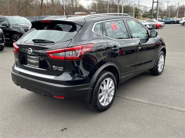 2021 Nissan Rogue Sport SV