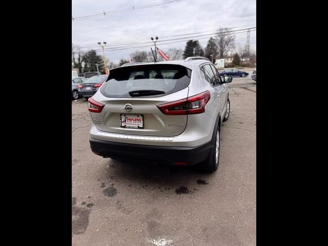 2021 Nissan Rogue Sport SV