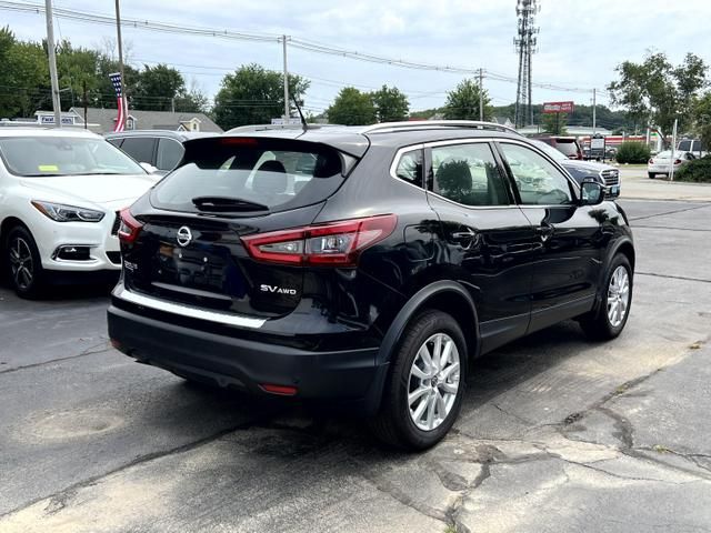 2021 Nissan Rogue Sport SV