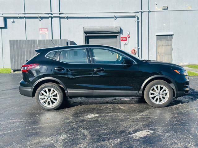 2021 Nissan Rogue Sport S