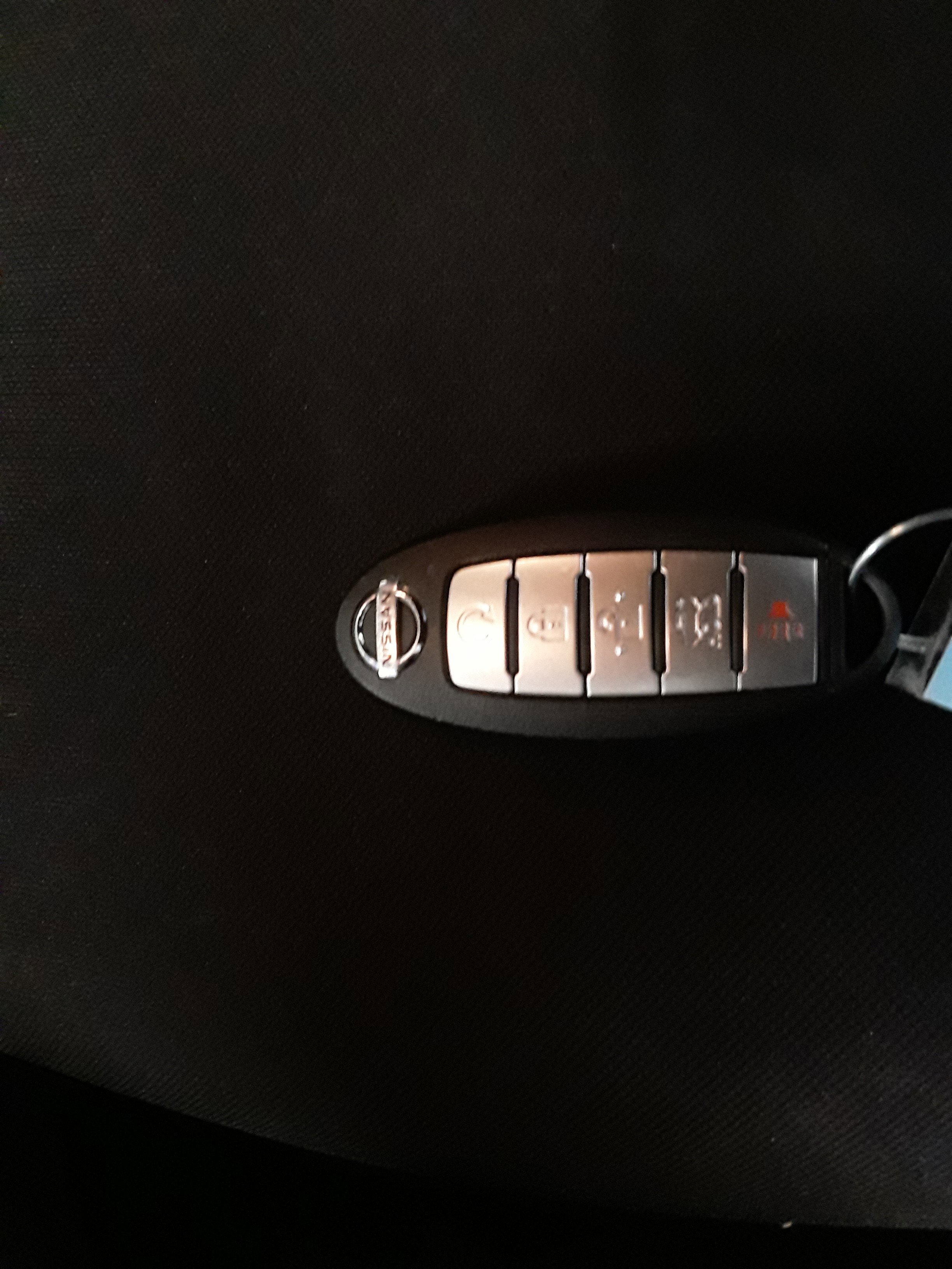 Vehicle image 18 of 22
