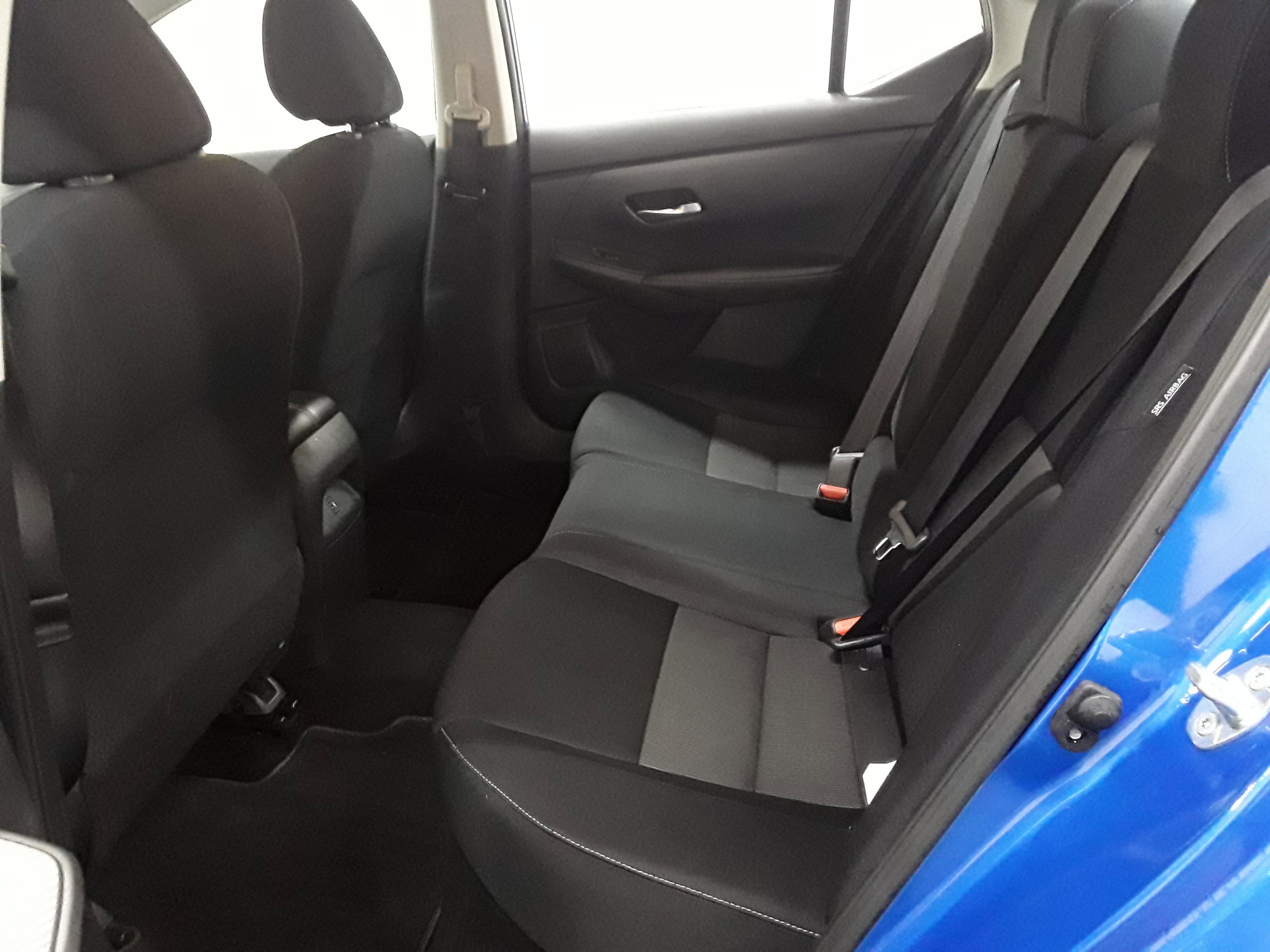 Vehicle image 8 of 22