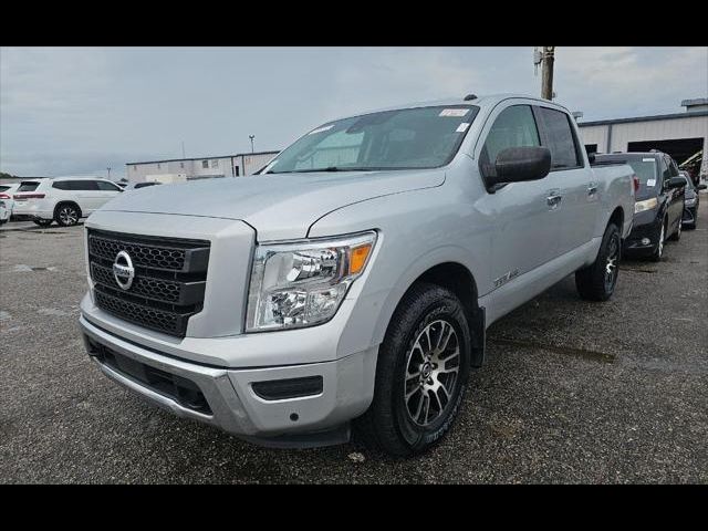 2021 Nissan Titan SV