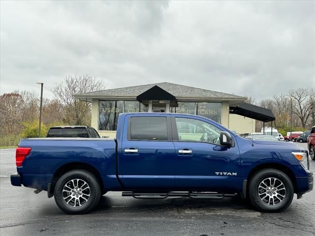 2021 Nissan Titan SV