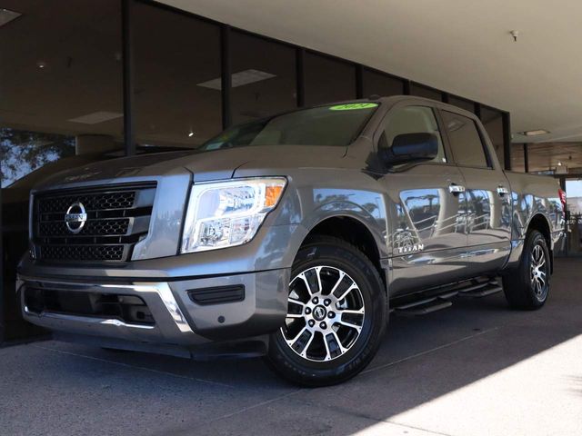 2021 Nissan Titan SV